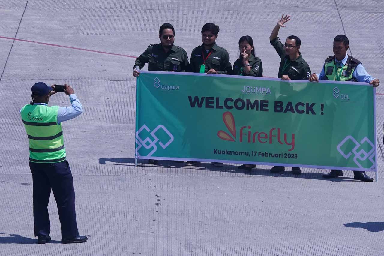 메단 쿠알라나무 국제공항으로 향하는 Firefly 취항 첫 항공편