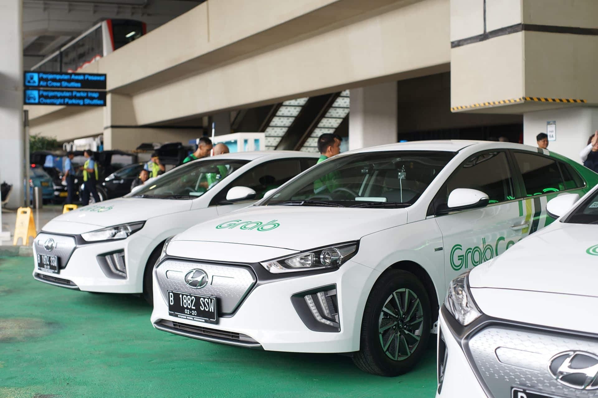 Passenger getting into a GrabCar ride