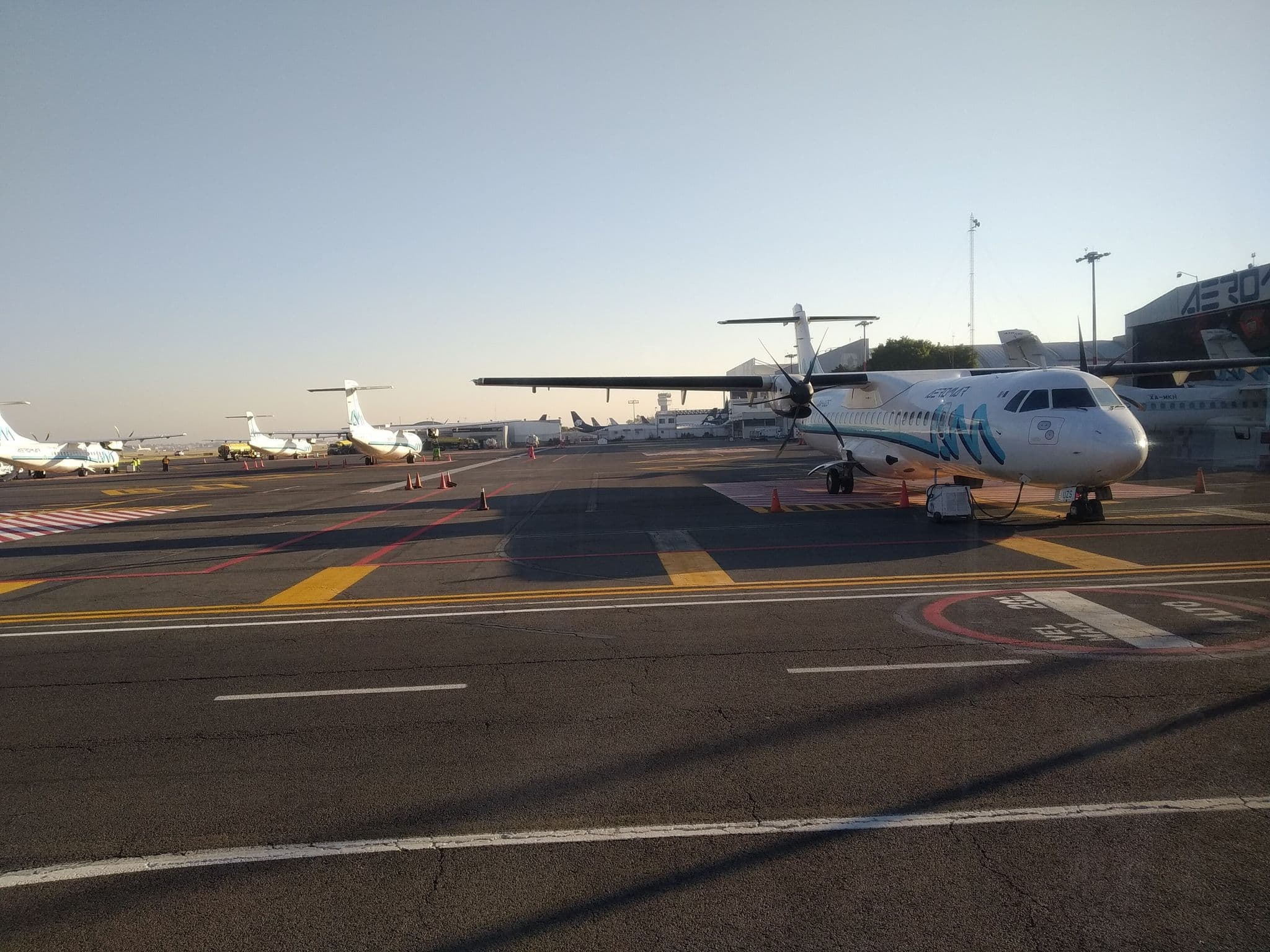 Aeromar ATR 72-600 XA-UZS at Mexico City International Airport