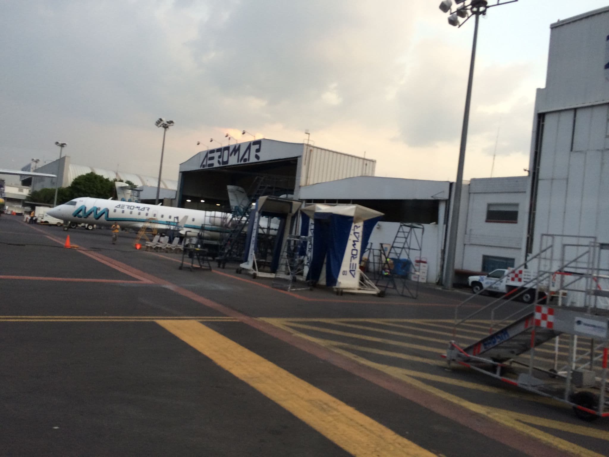 Aeromar hangar at Mexico City International Airport