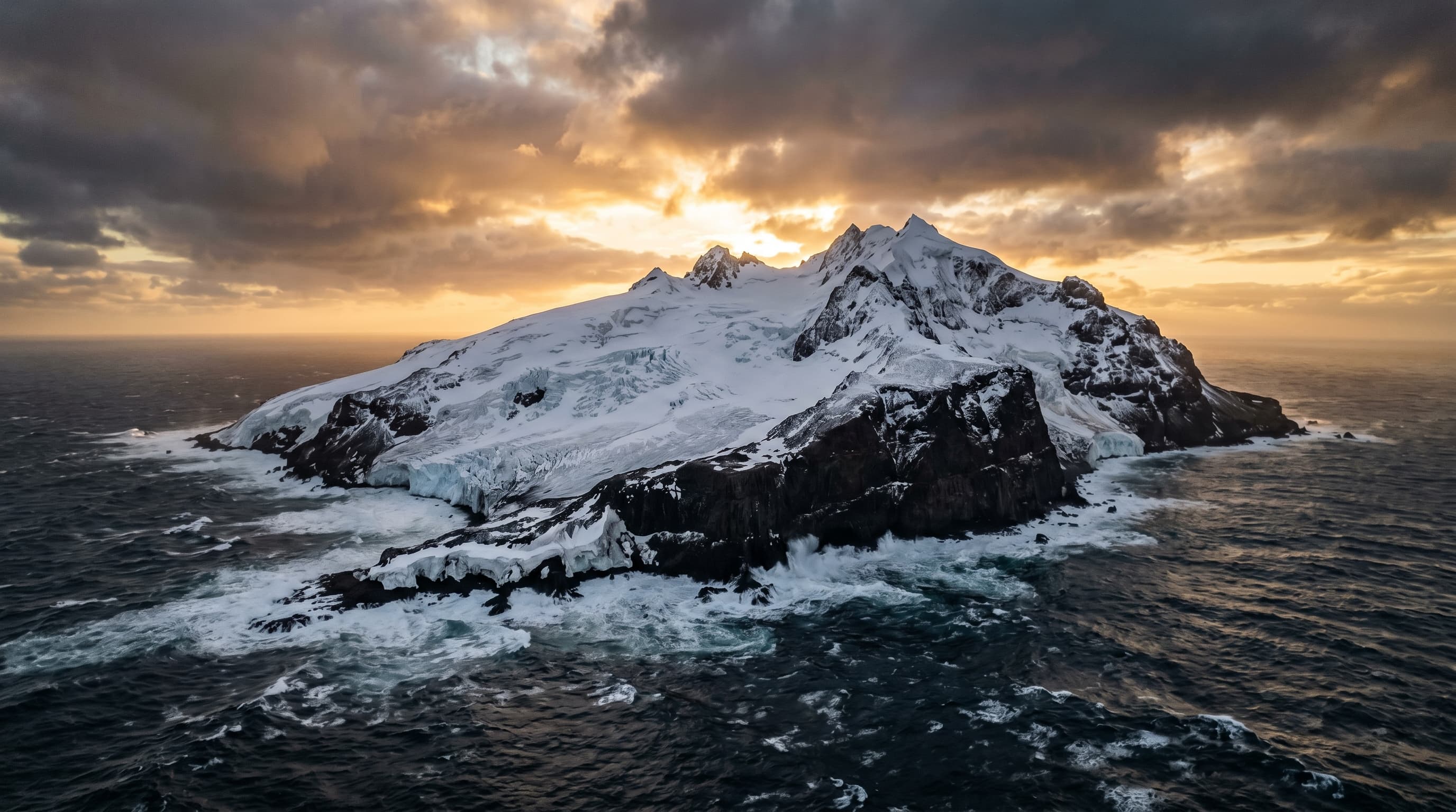 Scenic view of Bouvet Island, BV