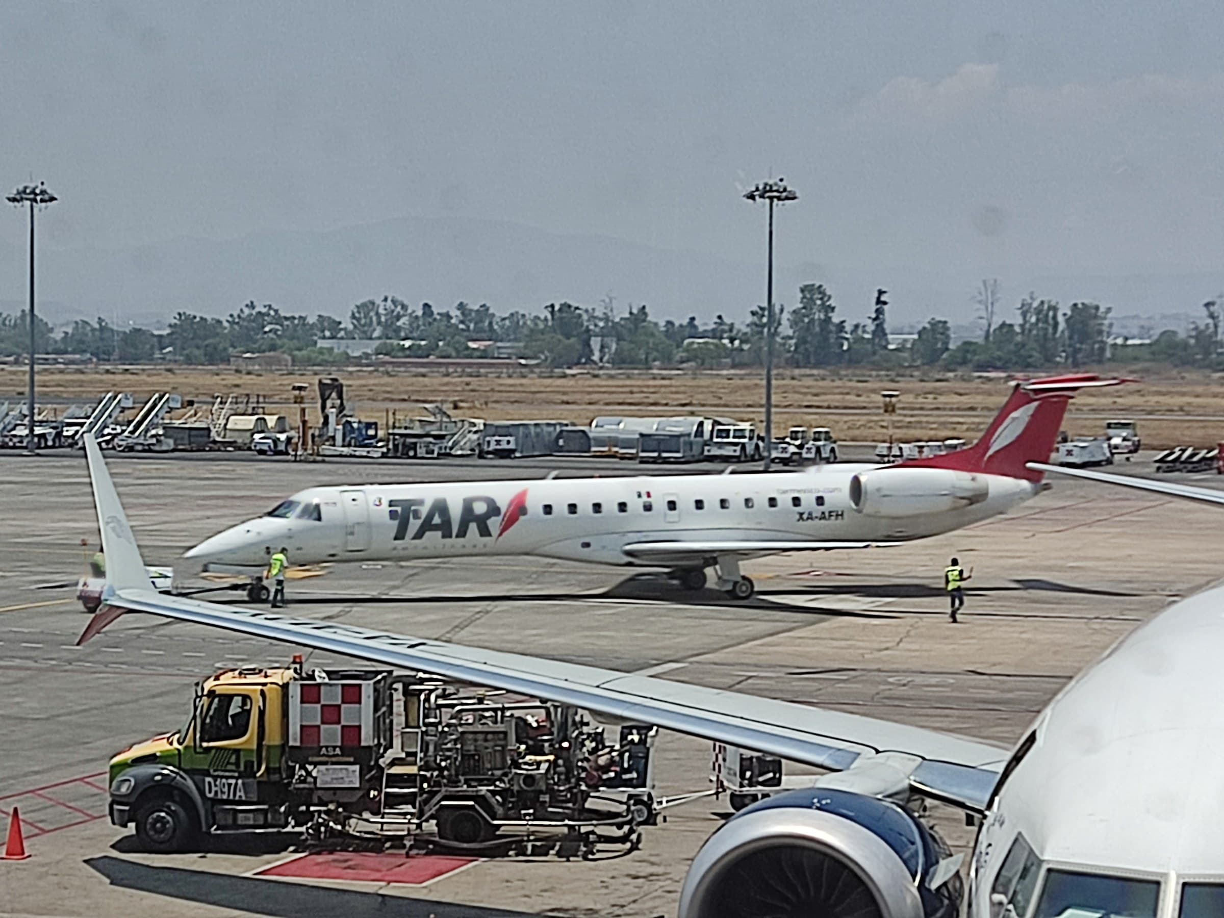 과달라하라 공항의 TAR Aerolíneas Embraer ERJ-145LR XA-AFH